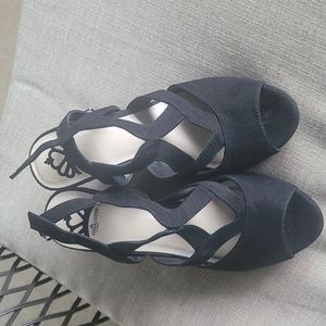 Womens black strappy wedge sandal